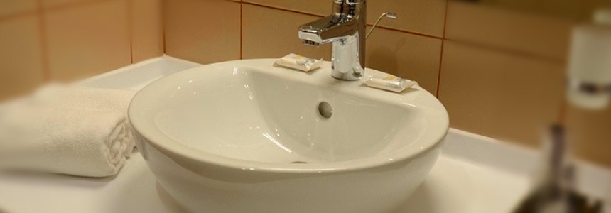 ИНТЕРХИМ 705 ECO - Средство очистки поверхностей в санитарных помещениях